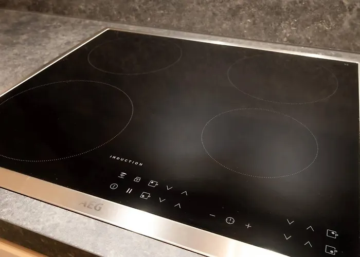 Brand New At The For 4 公寓