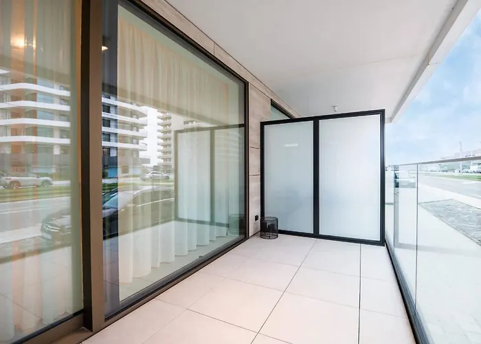 Brand New At The For 4 Ostend