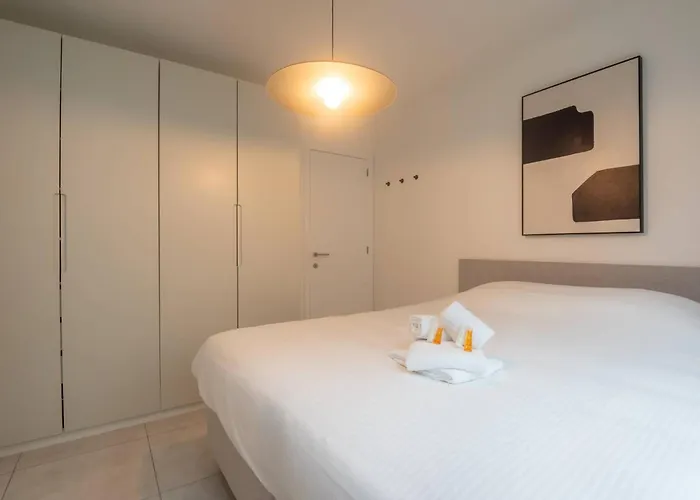 Brand New At The For 4 Apartment