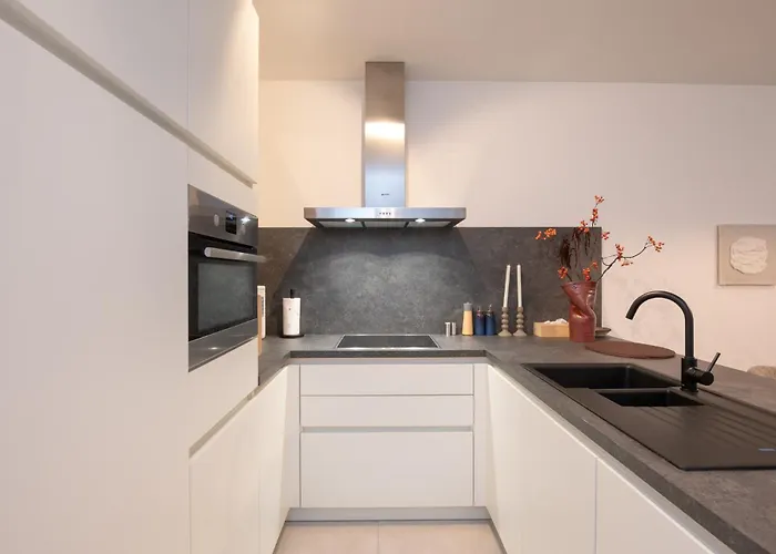 Brand New At The For 4 * Ostende