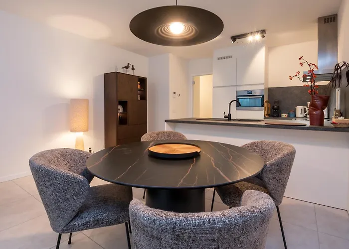 Apartment Brand New At The For 4 *